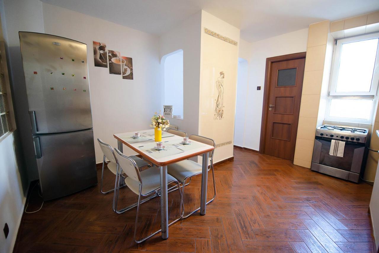 Stephanie Apartment-Centru Civic Брашов Екстериор снимка